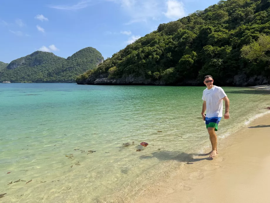 Jeg på Na Thap-stranden