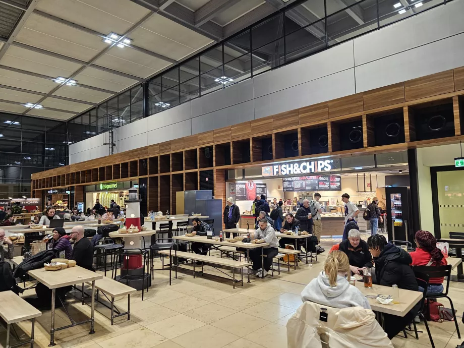 Food Court, transittseksjonen