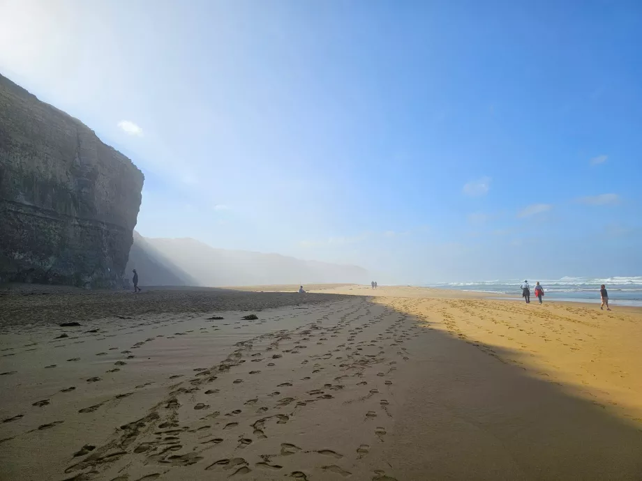 Twelve Apostles Beach