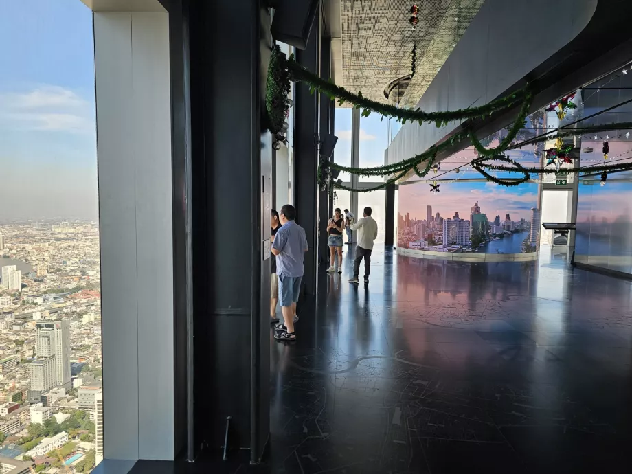 King Power Mahanakhon - Innvendig utsikt