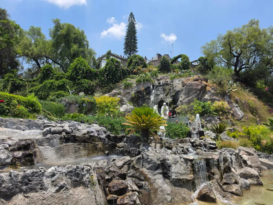 Utsikt nedenfra på Cerro Tepeyac