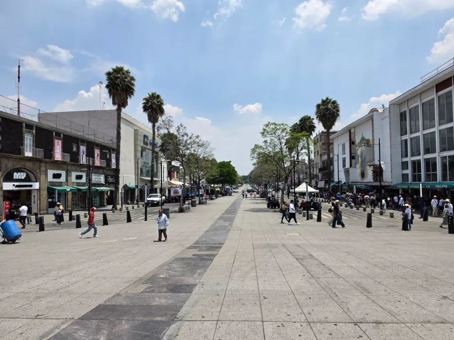 Calzada de Guadalupe gågate