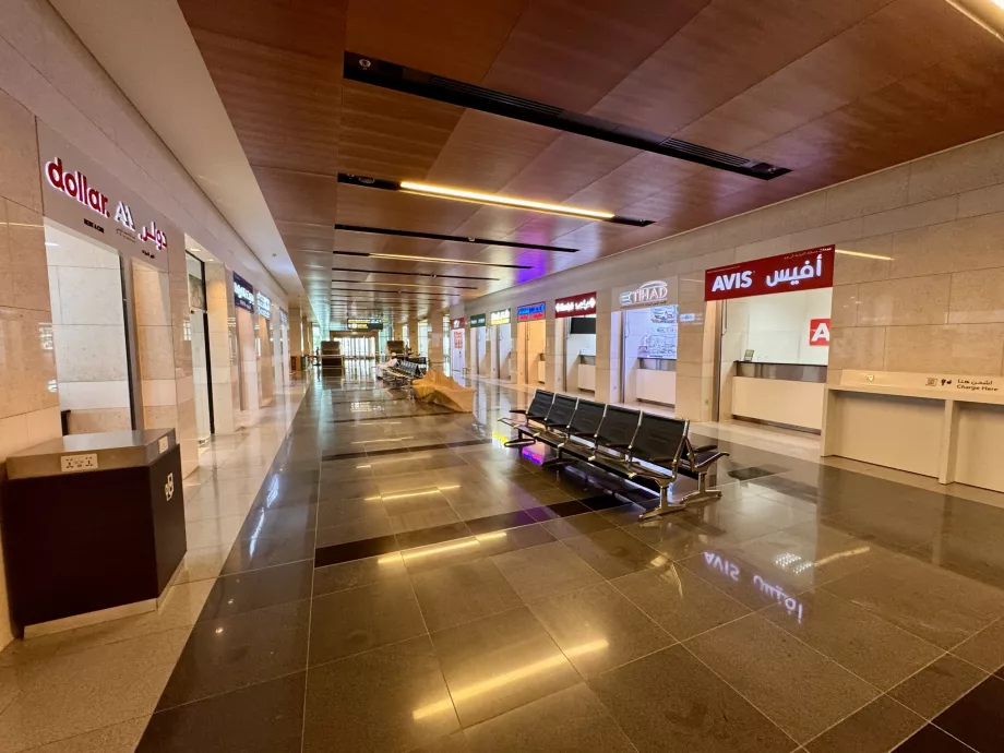 Bilutleie ved Salalah SLL flyplass