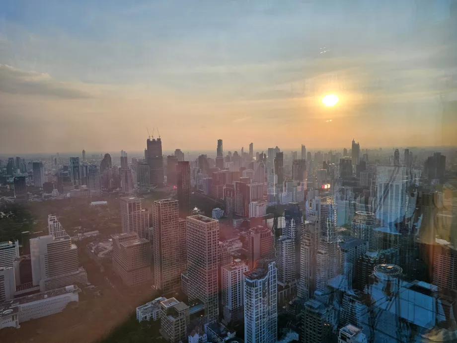 Akara Sky Hanuman - utsikt over Bangkok