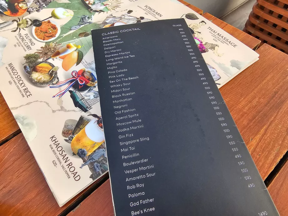 Akara Sky Hanuman - meny, drikke