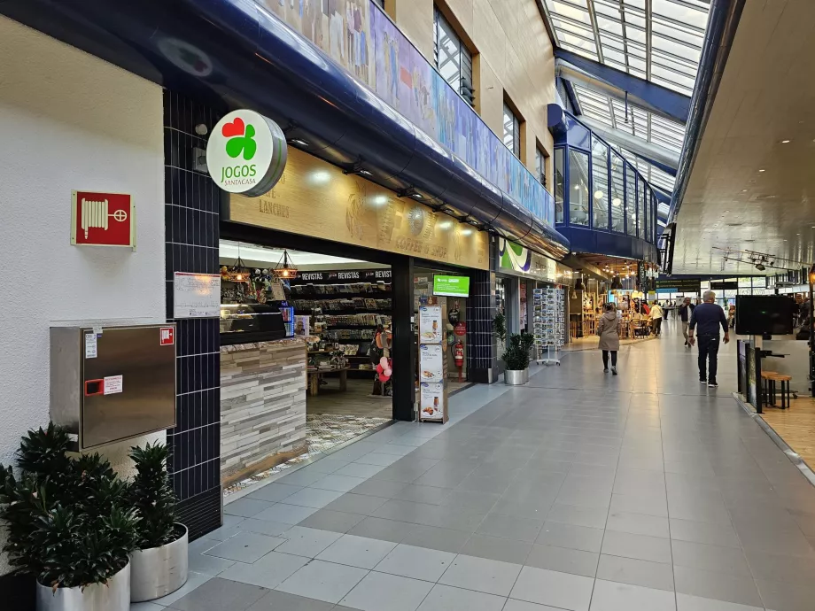 Butikker i det offentlige området, PDL lufthavn