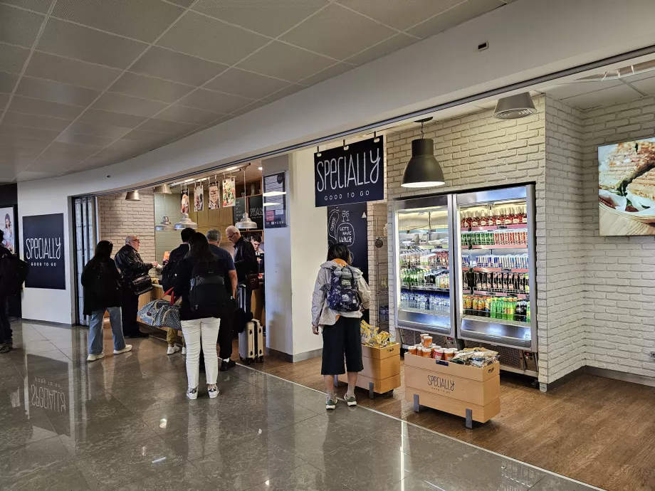 Bistro i transittområdet