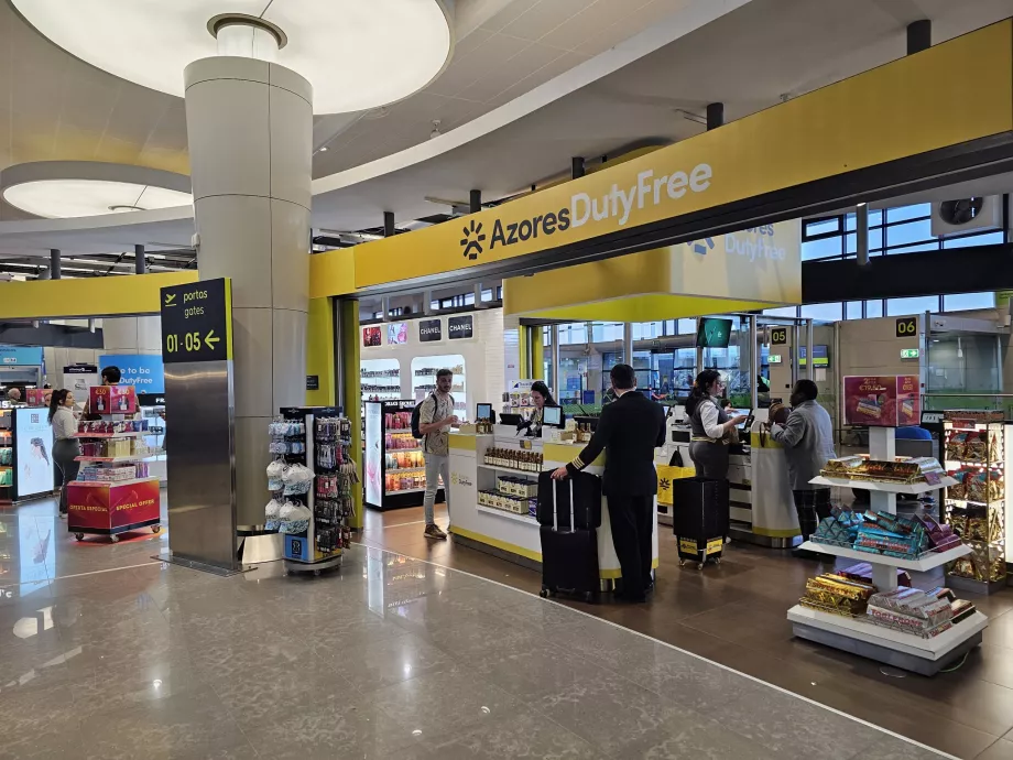 Taxfree-butikk på Ponta Delgada lufthavn