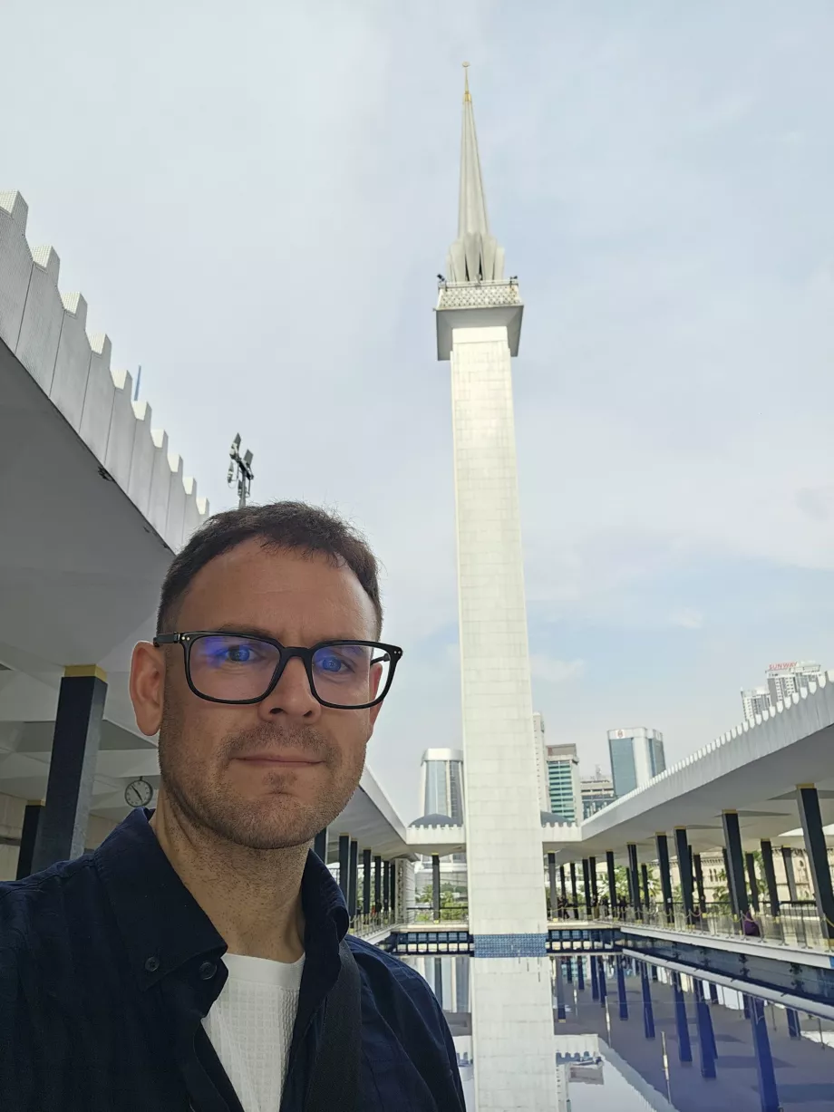 Jeg i den nasjonale moskeen