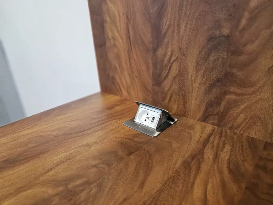 Stikkontakter og USB-kontakter