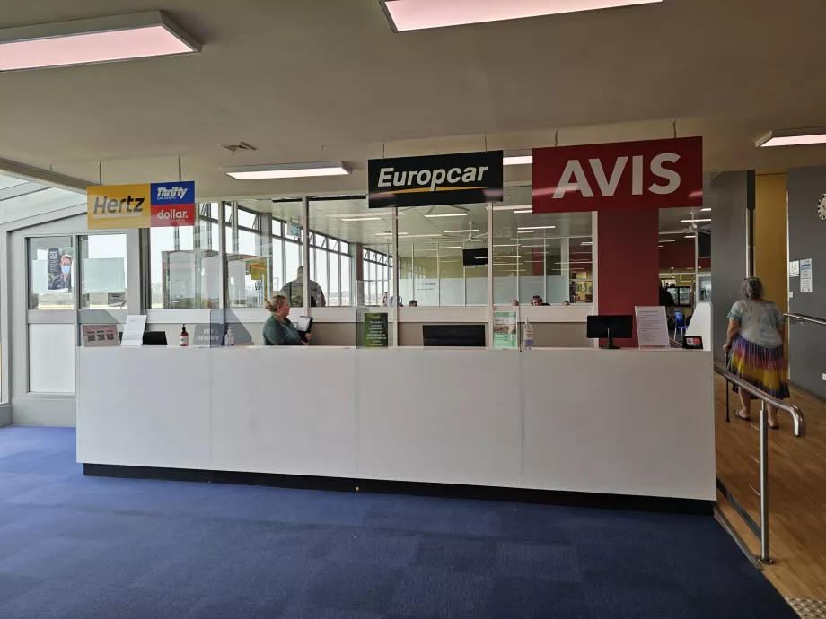 Leiebil i ankomstterminalen