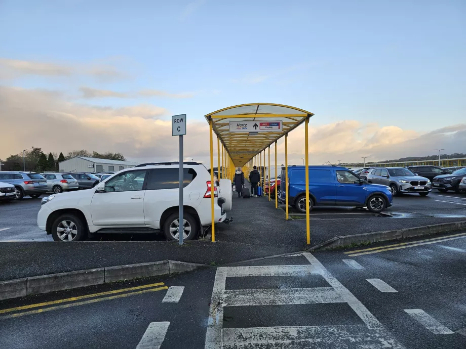 Gangvei til bilutleiefirmaene