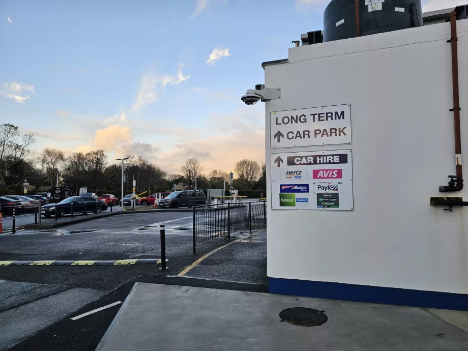 Gangvei til bilutleiefirmaene