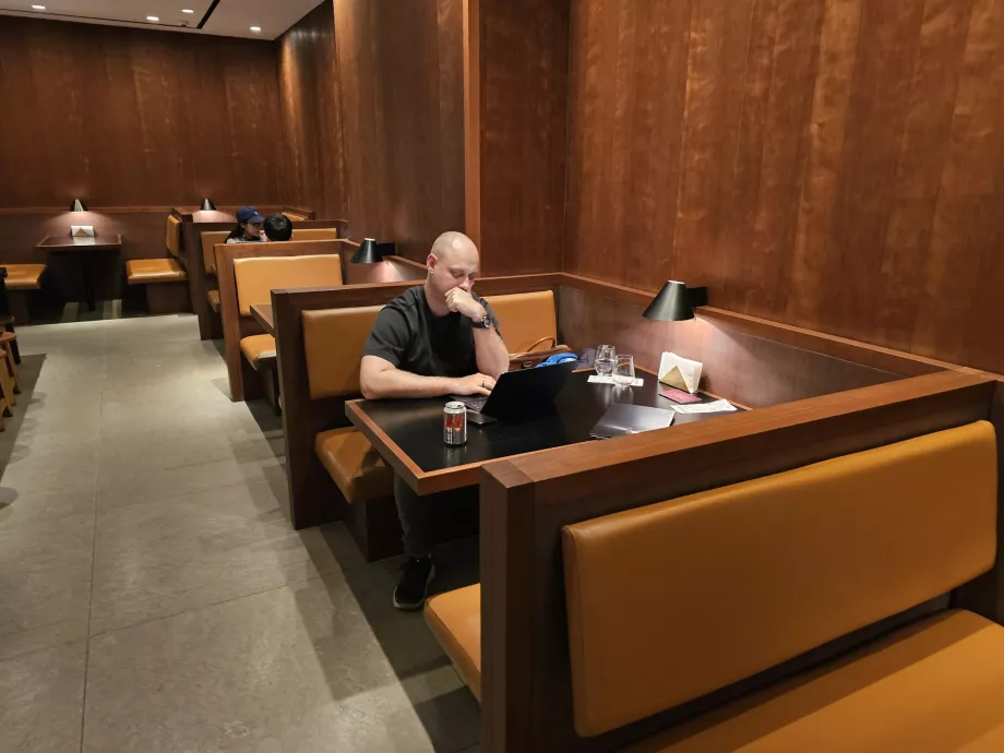 Vi jobber i salongen