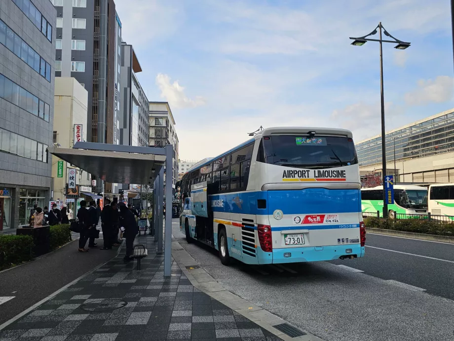 Bussholdeplass på Kyoto flyplass