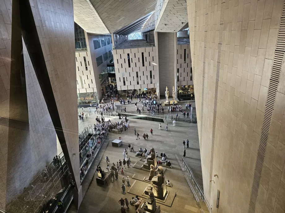 Utsikt over hovedsalen