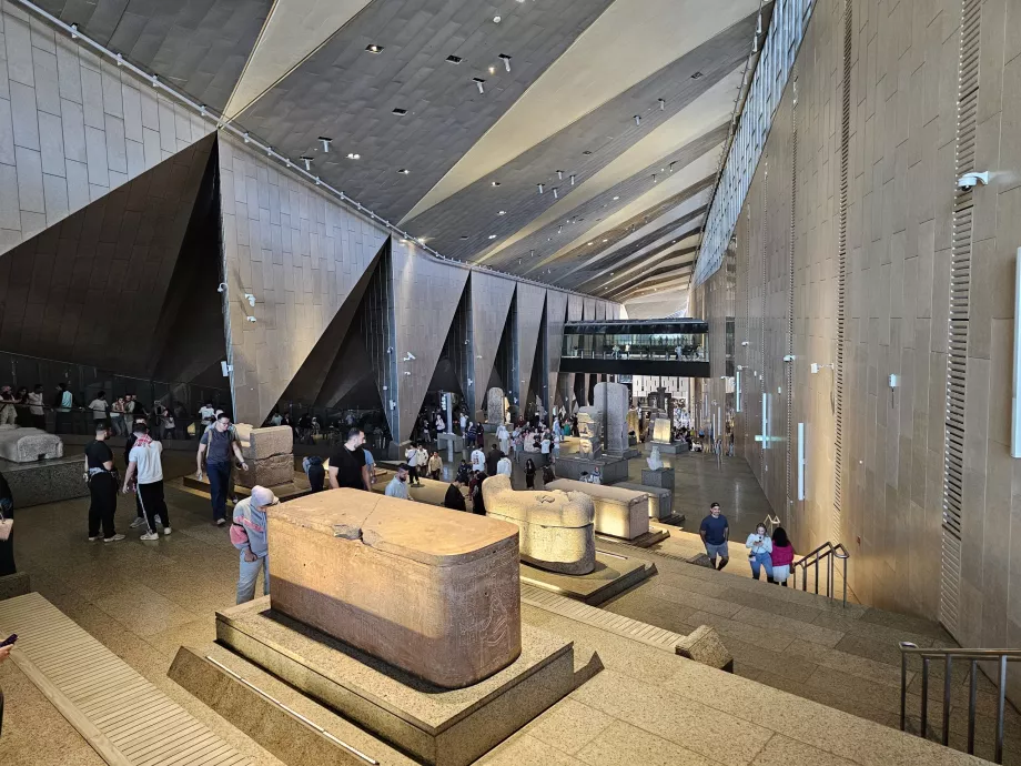 Hovedtrappen i museet