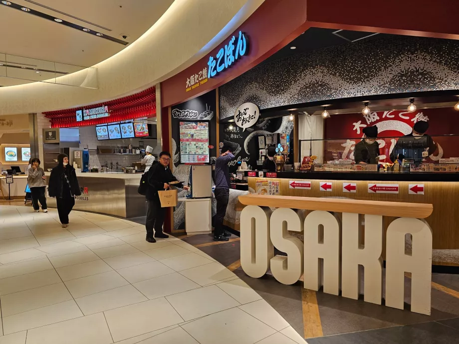 Restaurant etter sikkerhetskontroll