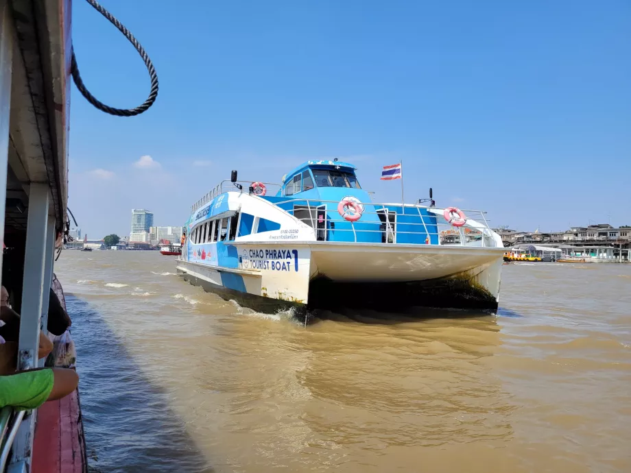 Chao Phraya turistbåt