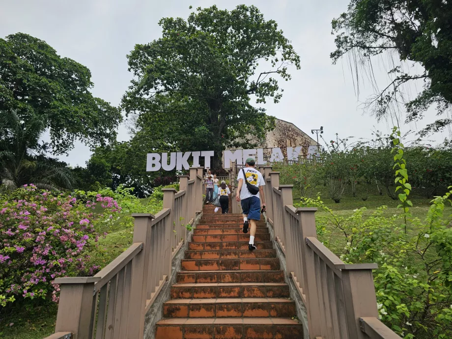 Bukit Melaka, hovedtrappen