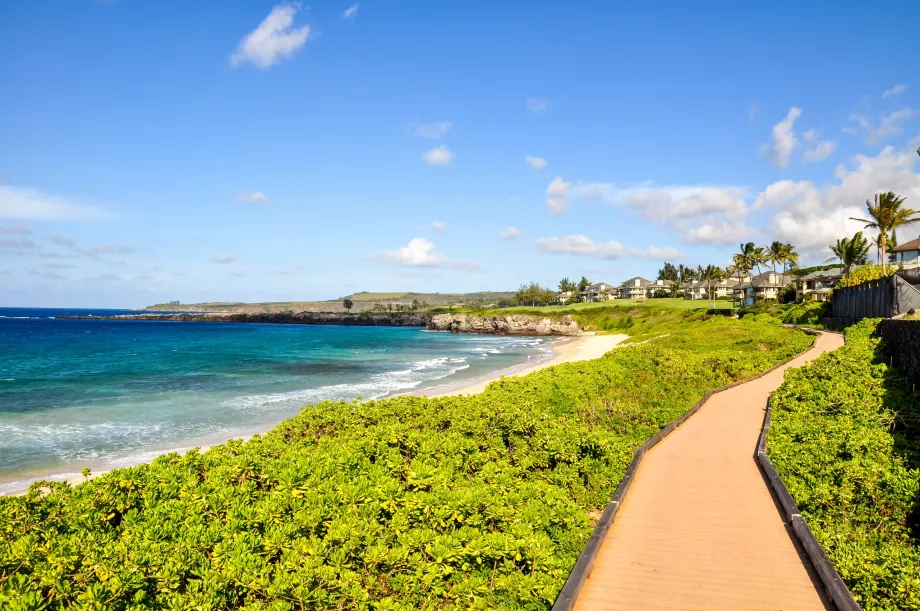 Oneloa Bay