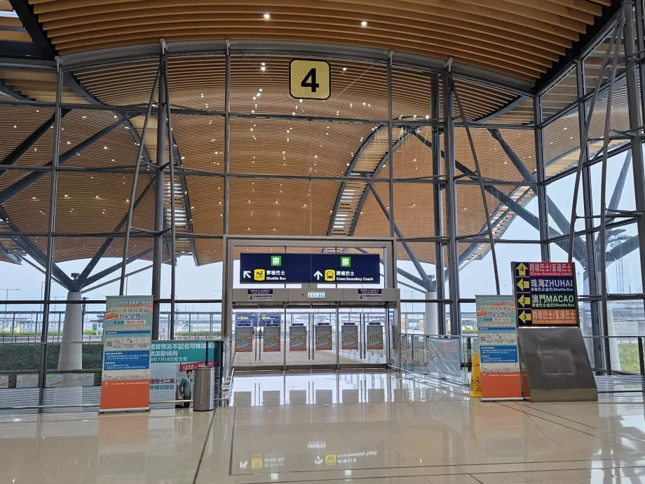 Skyttelbuss = HZMBUS; Grenseoverskridende buss = One Bus