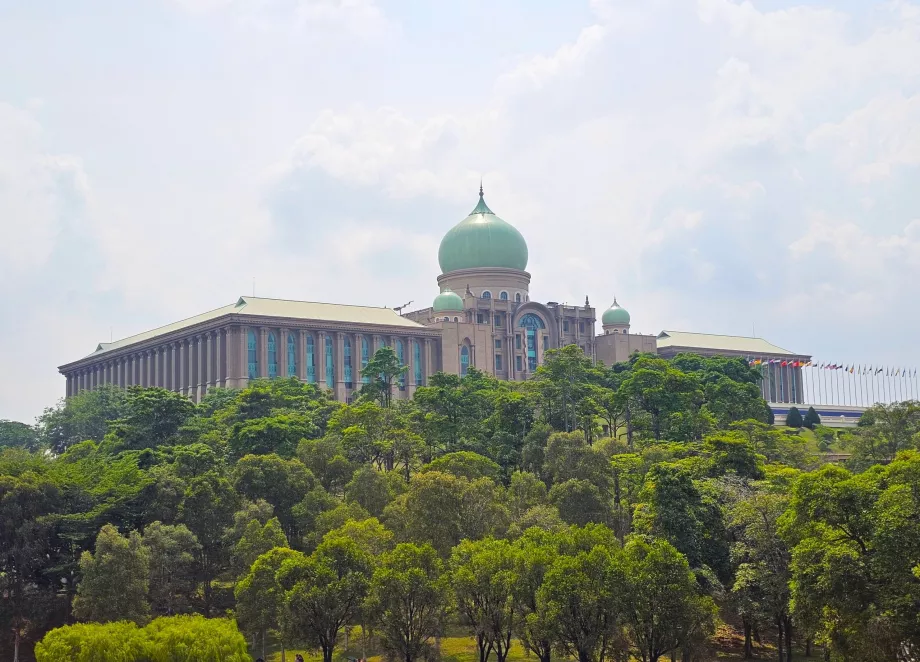 Perdana Putra