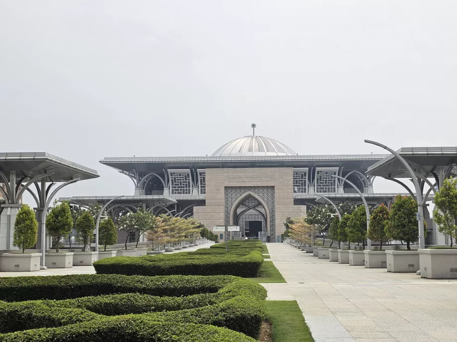 Masjid Besi