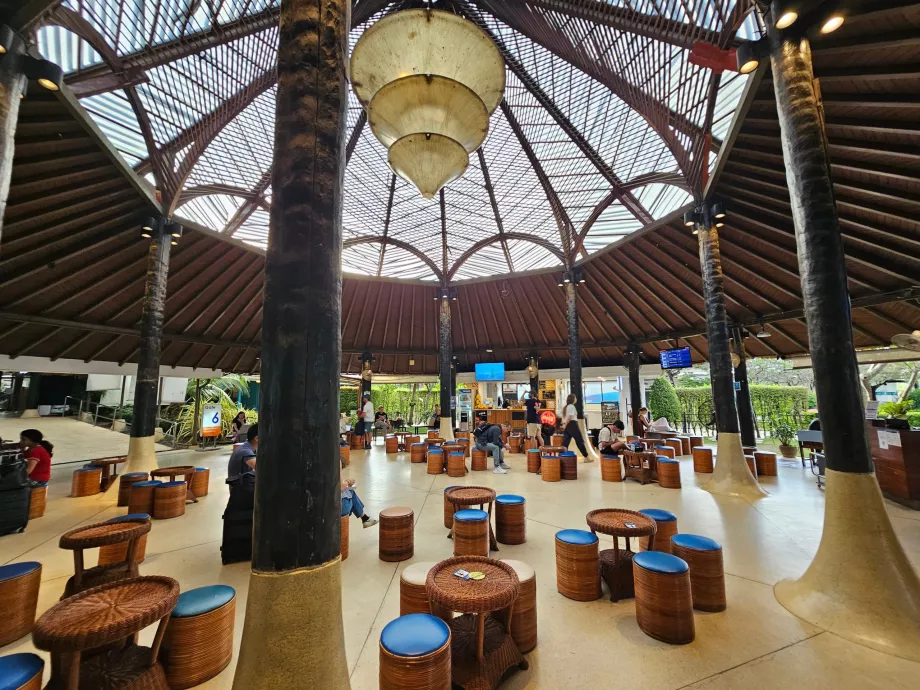 Avgangsportområdet i den internasjonale delen