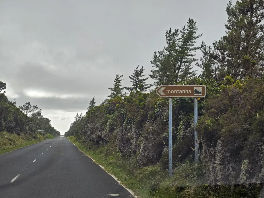 På vei til parkeringsplassen ved Casa da Montanha