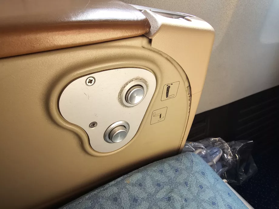 Sete- og fotstøttekontroller