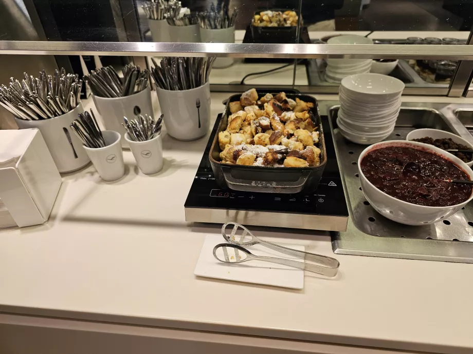 Kaiserschmarren med plommesaus