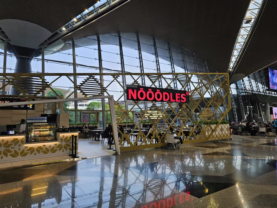 Restaurant Nööödles, offentlig område, Terminal 1