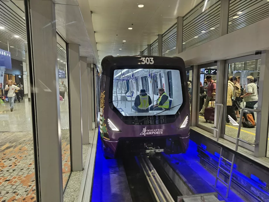 Automatisk tog til C1-C37-porter