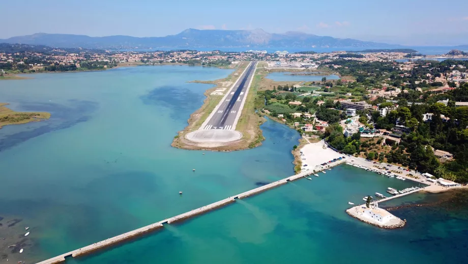 Rullebane på Korfu lufthavn