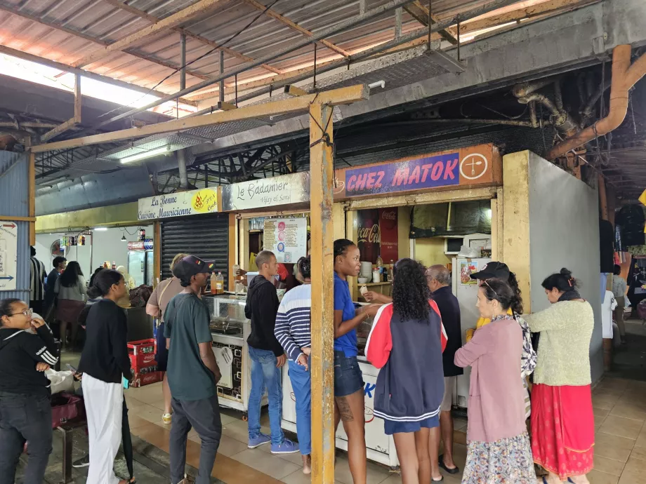 Marked i Flacq sentrum, matboder