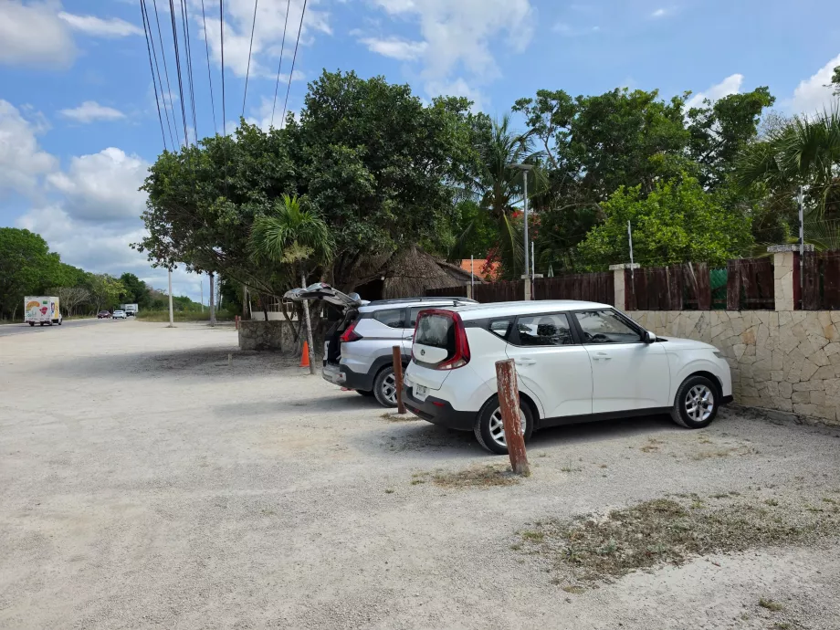 Parkeringsplass ved Gran Cenote