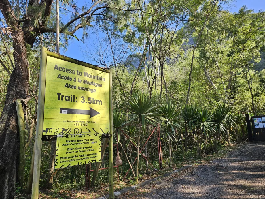 Informasjonsskilt under Le Morne