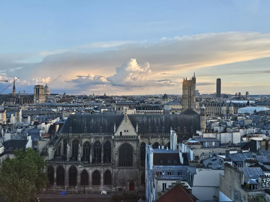 Utsikt over Notre-Dame fra Pompidou-senteret