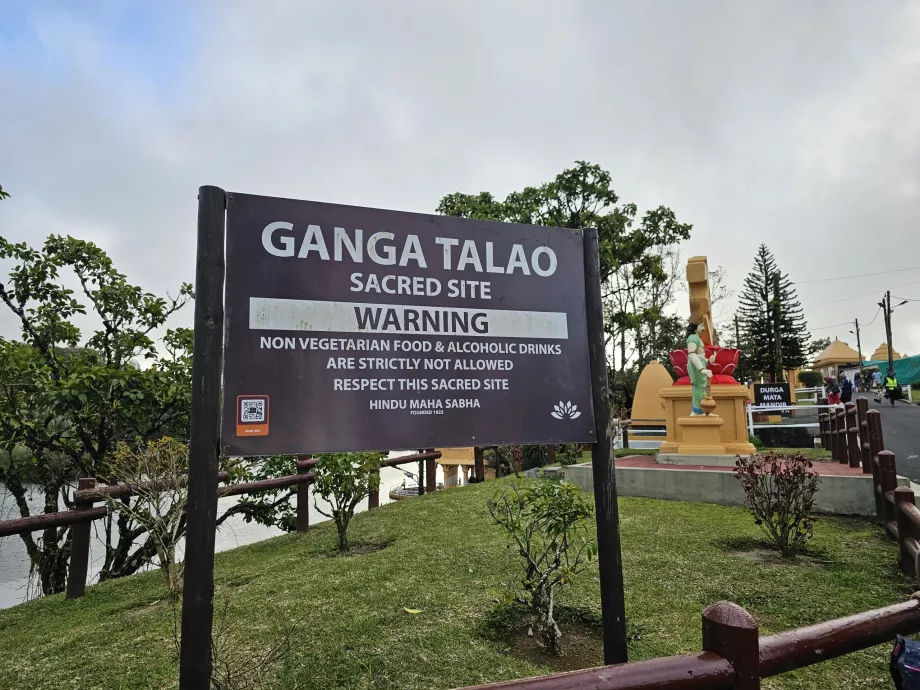 Skilt ved Grand Bassin-tempelet