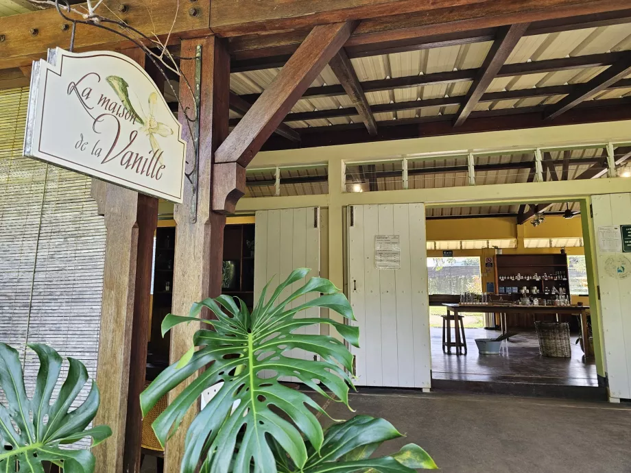 Saint Aubin, vaniljeplantasje, suvenirbutikk