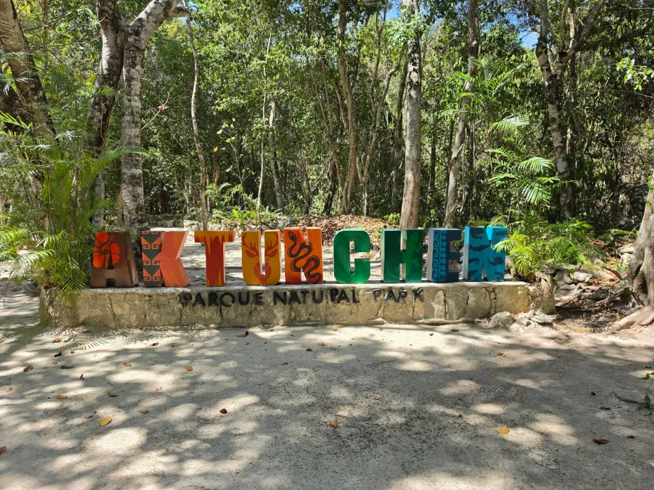 Skilt: Aktun Chen