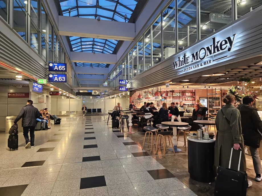 Restaurant i transittområdet