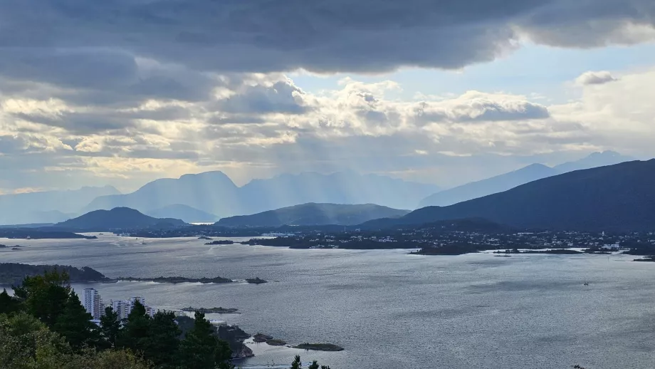 Utsikt fra Askla Hill