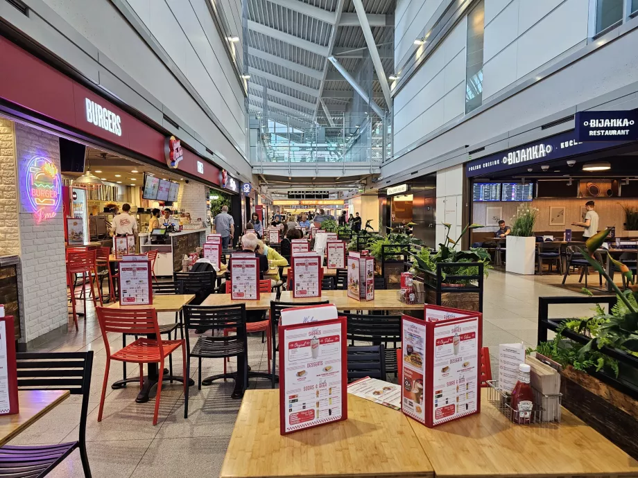 Johnny Rockets, transittområde