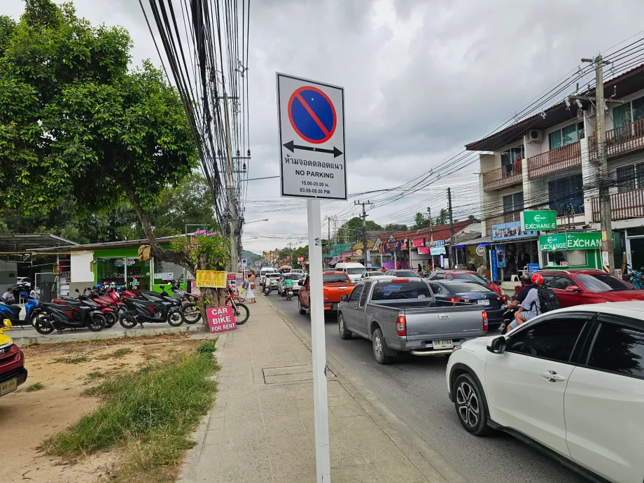 Ingen parkering langs hovedveien
