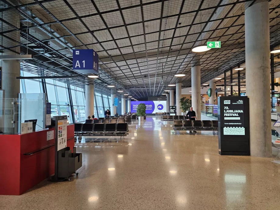Transittområde på LJU lufthavn