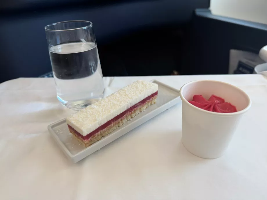 Lunsj, alternativ 2: dessert med bringebær og kokos