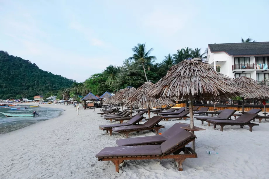 Long Beach, Perhentiany, Malaysia
