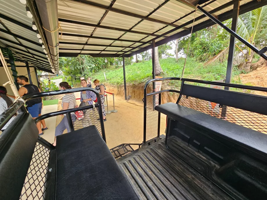 Transportjeeper til Overlap Stone 2